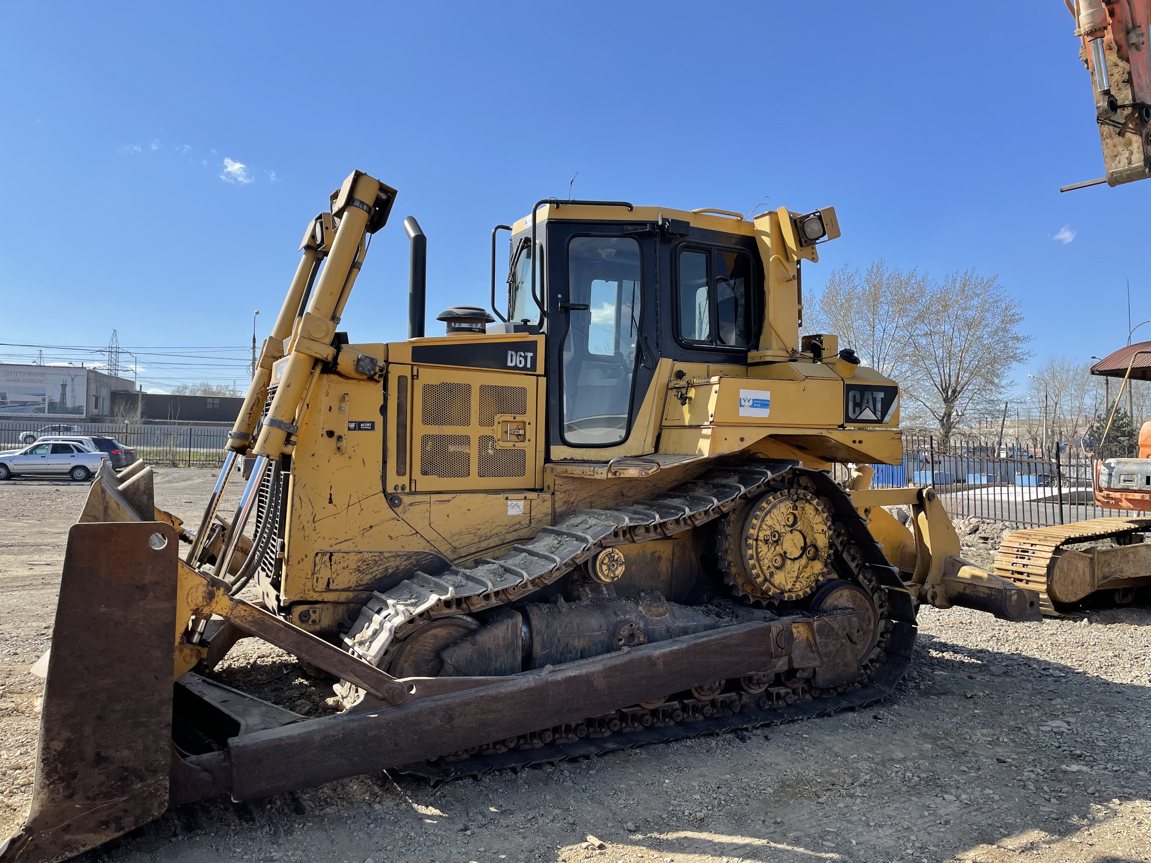 CAT D6T